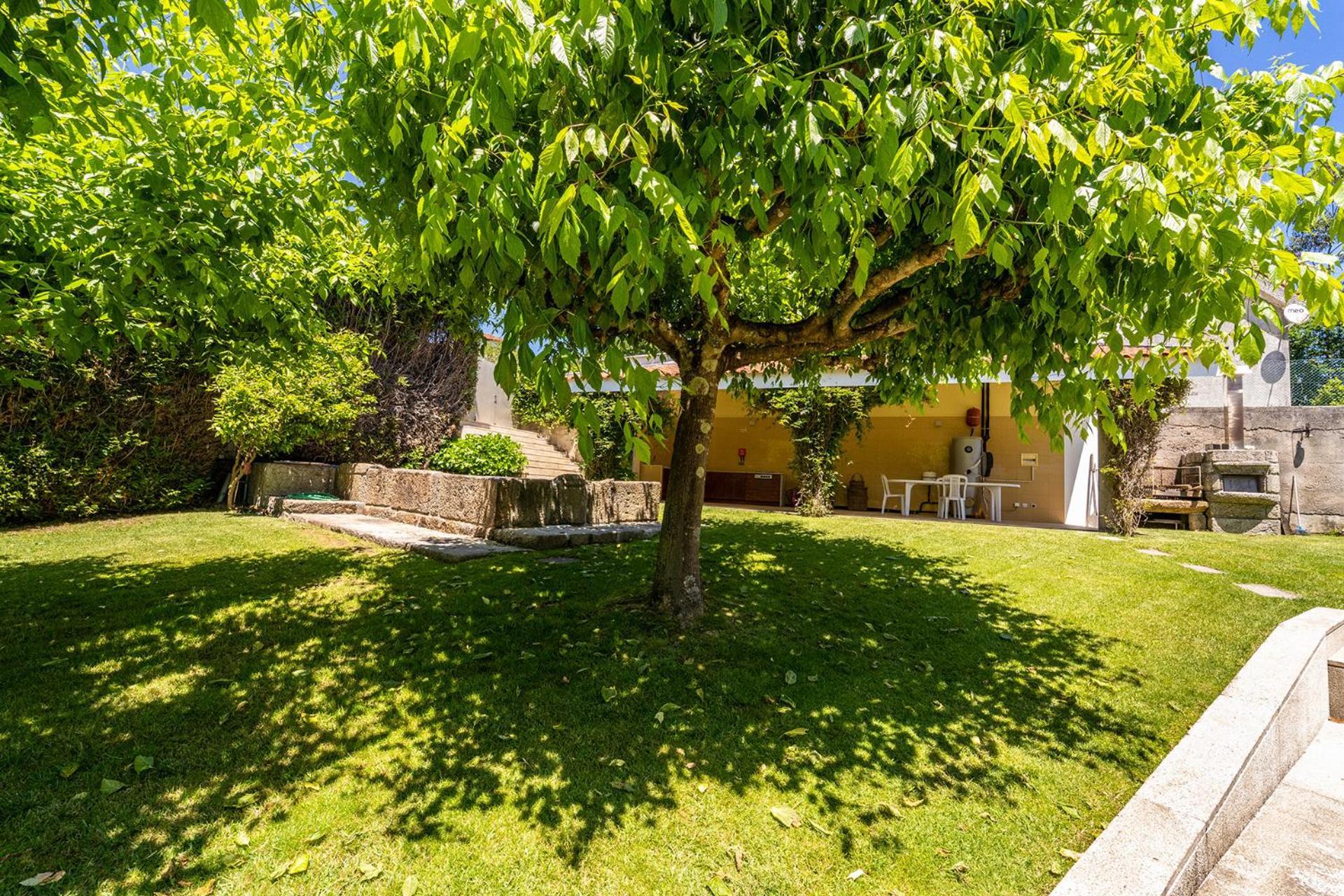Casa De Silvares Fafe - Moradia Premium Com Piscina By House And People Regadas Экстерьер фото