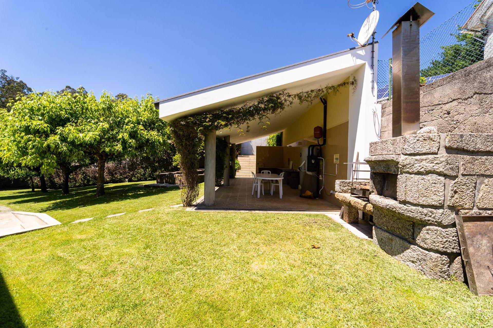 Casa De Silvares Fafe - Moradia Premium Com Piscina By House And People Regadas Экстерьер фото